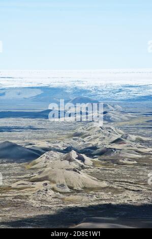 Lakagigar è una fila di appox. 130 crateri vulcanici sull'Islanda meridionale. Il più grande è il vulcano Laki la cui eruzione era uno dei gr Foto Stock