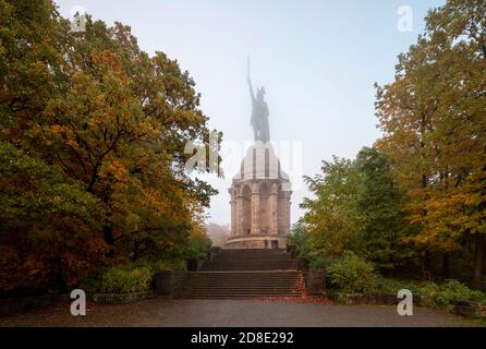 1838, Hermannsdenkmal, 1875 - Entwürfen nach von Ernst von Bandel erbaut und am 16. Agosto 1875 eingeweiht. Foto Stock