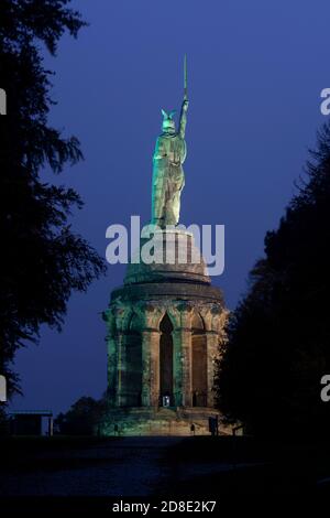 1838, Hermannsdenkmal, 1875 - Entwürfen nach von Ernst von Bandel erbaut und am 16. Agosto 1875 eingeweiht. Foto Stock