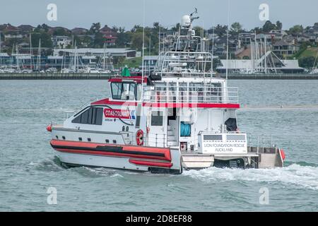 AUCKLAND, NUOVA ZELANDA - 21 ottobre 2019: Vista della nave costiera sul fiume Tamaki Foto Stock