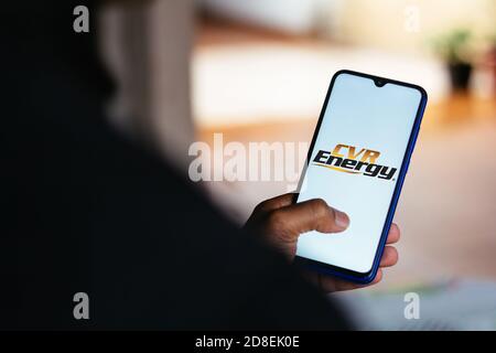 Brasile. 26 Ottobre 2020. In questa illustrazione fotografica viene visualizzato il logo CVR Energy sullo smartphone. Credit: Rafael Henrique/SOPA Images/ZUMA Wire/Alamy Live News Foto Stock