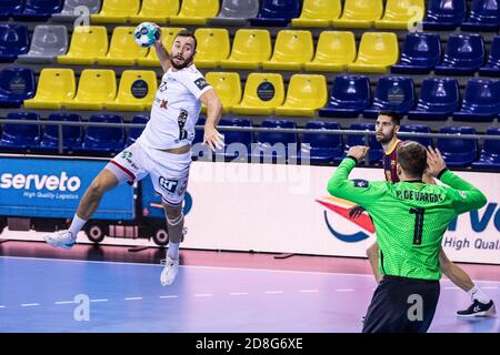 Mads Christiansen di Aalborg Handbold durante la partita di pallamano della VELUX EHF Champions League tra FC Barcelona e Aalborg Handbold il 29 ottobre, C. Foto Stock