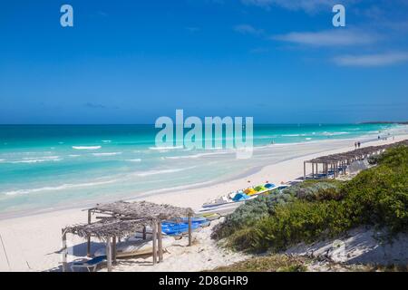 Cuba, provincia di Villa Clara, Jardines del Rey arcipelago, Cayo Santa Maria, Playa Santa Maria Foto Stock