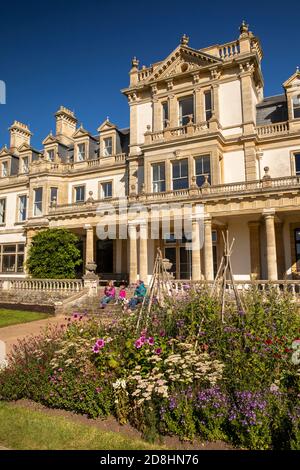 Regno Unito, Galles, Glamorgan, Barry, Dyffryn Gardens, casa principale, fronte ovest Foto Stock