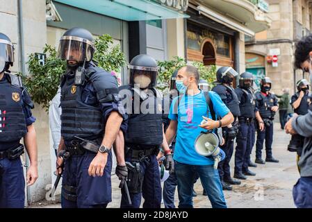 No al Cierre, protesta contro bar e ristoranti Shutdown, Barcellona Foto Stock