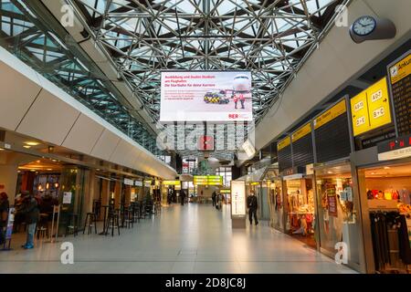 Berlino, Germania - 27 ottobre 2020: Berlino Tegel TXL Airport Terminal edificio in Germania. Foto Stock