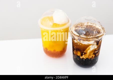 Varietà di tè Boba o Bubble con perle di tapioca Foto Stock