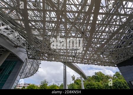 5 GENNAIO 2020 - Pointe-a-Pitre, Guadalupa, FWI - l'architettura del museo dell'Acte Memorial Foto Stock