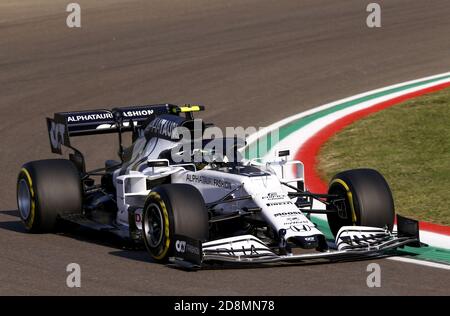 Imola, Italia. 31 ottobre 2020. Imola, Italia. 31 ottobre 2020. 10 GASLY Pierre (fra), Scuderia AlphaTauri Honda AT01, azione durante la Formula 1 Emirati Gran Premio dell'emilia Romagna 2020, Gran Premio dell'Emilia Romagna, dal 31 ottobre al 1 novembre 2020 sull'autodromo internazionale Enzo e Dino Ferrari, a Imola, Italia - Photo DPPI Credit: LM/DPPI/DPPI/Alamy Live News Foto Stock