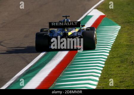 Imola, Italia. 31 ottobre 2020. Imola, Italia. 31 ottobre 2020. 03 RICCIARDO Daniel (aus), Renault F1 Team RS20, azione in occasione del Gran Premio dell'emilia Romagna 2020, Gran Premio dell'emilia Romagna, dal 31 ottobre al 1 novembre 2020 sull'autodromo internazionale Enzo e Dino Ferrari, a Imola, Italia - Photo DPPI Credit: LM/DPPI/DPPI/Alamy Live News Foto Stock