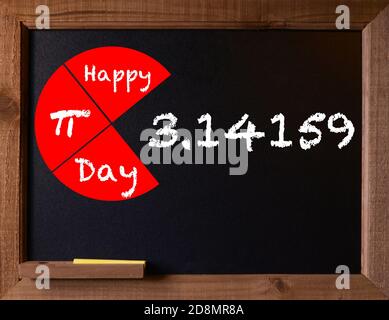 Lavagna con messaggio Happy Pi Day, Foto Stock