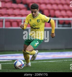 Bristol, Regno Unito. 31 Ott 2020. Max Aarons of Norwich City durante la partita EFL Sky Bet Championship tra Bristol City e Norwich City ad Ashton Gate, Bristol, Inghilterra, il 31 ottobre 2020. Foto di Dave Peters. Solo per uso editoriale, è richiesta una licenza per uso commerciale. Nessun utilizzo nelle scommesse, nei giochi o nelle pubblicazioni di un singolo club/campionato/giocatore. Credit: UK Sports Pics Ltd/Alamy Live News Foto Stock