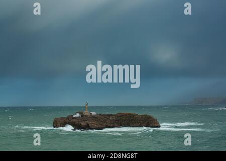 Mouro Island Light House, Santander, Cantabria, Spagna, Europa Foto Stock