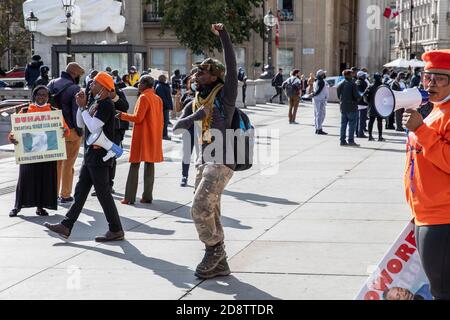 Protesta nigeriana in Trafalgar Square di Londra contro il presidente Muhammadu Buhari seconda offerta di mandato con: Atmosfera dove: Londra, Regno Unito quando: 01 Ott 2020 credito: Phil Lewis/WENN Foto Stock