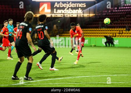 Farum, Danimarca. 31 Ott 2020. Abu Francis (41) del FC Nordsjaelland visto nel 3F Superliga match tra FC Nordsjaelland e FC Midtjylland in destra a Dream Park a Farum. (Photo Credit: Gonzales Photo/Alamy Live News Foto Stock