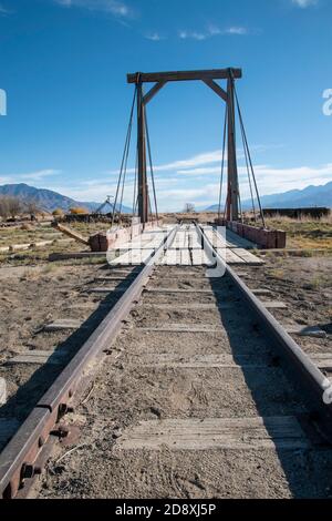 Il Laws Railroad Museum ospita una vasta collezione di manufatti minerari e ferroviari delle contee di Inyo e Mono nella Sierra orientale della California. Foto Stock