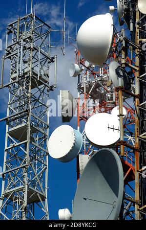 Monte Maddalena (Bs), Lombardia, Italia, torre ripetitore con TV, radio e broadcasting Foto Stock