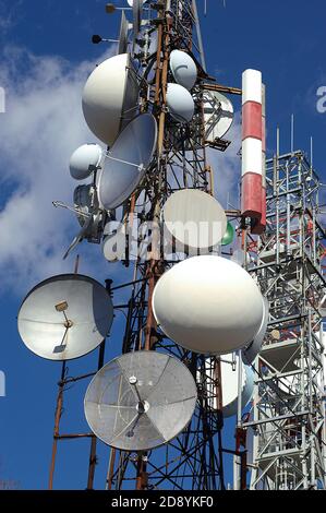 Monte Maddalena (Bs), Lombardia, Italia, torre ripetitore con TV, radio e broadcasting Foto Stock