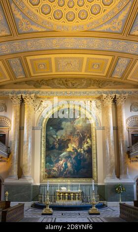 Regno Unito, Greenwich, interno della cappella del Royal Naval College, dipinto di Benjamin West (1738-1820), architetti: Ripley (1682-1758) e Stuart (1713-1788) Foto Stock