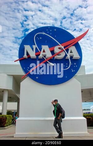 Cartello d'ingresso al Kennedy Space Center Visitor Center di Cape Canaveral, in Florida, Stati Uniti d'America Foto Stock