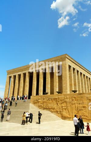 Ankara, Turchia - 28 aprile 2019: Anitkabir il Mausoleo dedicato al padre della Turchia moderna, il presidente Mustafa Kemal Ataturk nella capitale Foto Stock