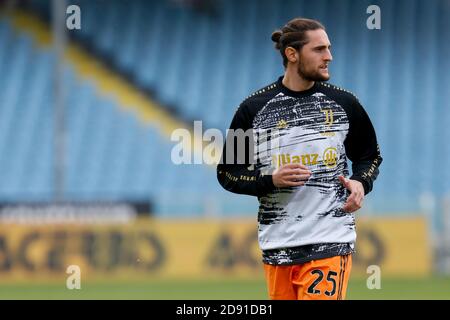 Adrien Rabiot (Juventus FC) durante Spezia Calcio vs Juventus FC, Calcio italiano Serie A Match, cesena, Italy, 01 Nov 2020 Credit: LM/Francesco Scaccia Foto Stock