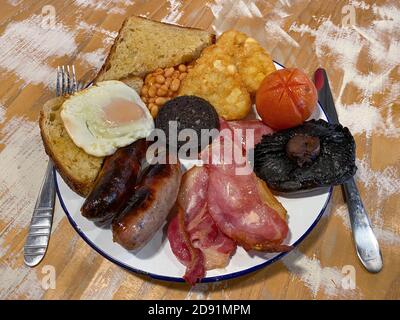 Colazione inglese tradizionale con budino nero Foto Stock