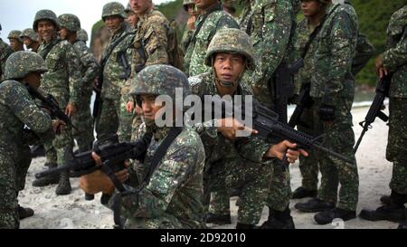 KAMANDAG 2017 Lima Co conduce la formazione con le Filippine Marines - immagine 5 di 10. Foto Stock