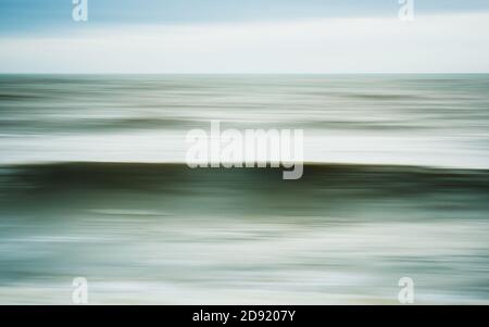 Movimento intenzionale della telecamera delle onde oceaniche Foto Stock