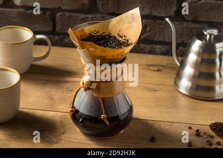 Caffè fatto in casa e pronto a bere Foto Stock