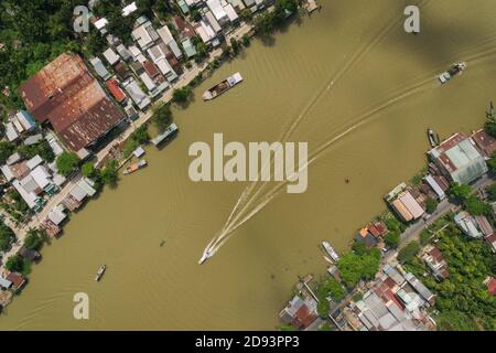 CAN Tho quarta città più grande del Vietnam, la città più grande del delta del fiume Mekong in Asia vista aerea drone foto Foto Stock