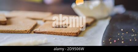 Dettagli del Gingerbread House per LA casa closeup BANNER, FORMATO LUNGO Foto Stock