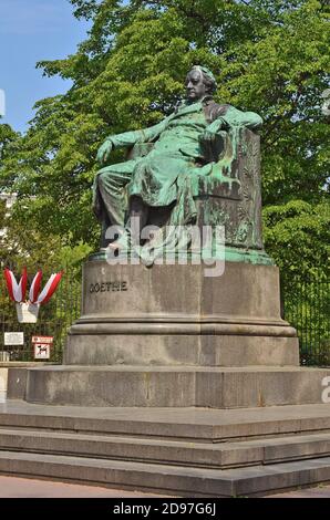 Austria, Johann Wolfgang von Goethe Memorial sulla Ringstrasse a Vienna Foto Stock