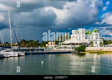 Cienfuegos Yachting Club e marina. Cienfuegos, Cuba, America Latina e Caraibi Foto Stock