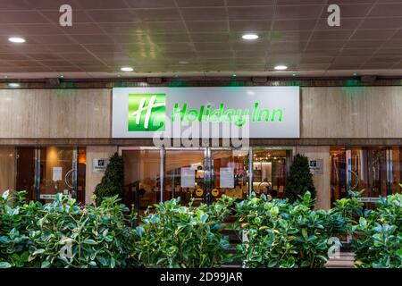 Hall dell'hotel Holiday Inn Regent's Park a Carburton Street, Fitzrovia, Londra, Regno Unito Foto Stock