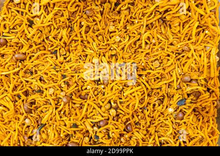 Primo piano su Muruku miscela, saporito, snack croccante come risorsa grafica. Foto Stock