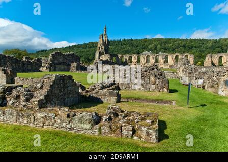 Le rovine di Byland Abbey, Coxwold, North Yorkshire, Regno Unito; si dice essere la più ambiziosa abbazia cistercense costruita in Inghilterra nel 12 ° secolo. Foto Stock