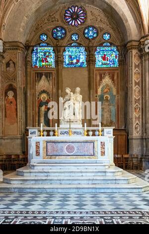 Firenze, Italia - 13 febbraio 2019: Chiesa Orsanmichele, l'altare di Sant'Anna Foto Stock