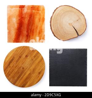 Sale dell'Himalaya per cucinare e varie coste isolate su sfondo bianco, vista dall'alto Foto Stock