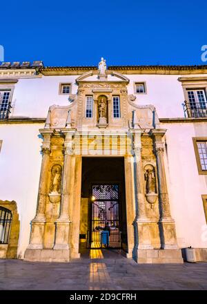 Porta Ferrea all'Università di Coimbra in Portogallo Foto Stock