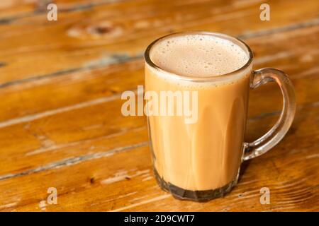 tarik o tè al latte estratto, bevanda popolare in Malesia Foto Stock