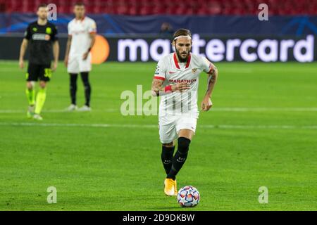 Nemanja Gudelj di Siviglia durante la UEFA Champions League, Group Stage, Group e Football Match tra Sevilla FC e FK Krasnodar il 4 novembre, 2 P. Foto Stock