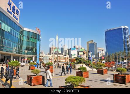 Stazione ferroviaria di Seoul, Dongja-dong, Yongsan-GU, Seoul, Corea del Sud Foto Stock