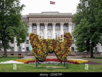 LIEPAJA, LETTONIA - 25 GIU 2017: Università di Liepaja. Liepaja è una città situata sul Mar Baltico. È la terza città più grande del paese dopo riga Foto Stock