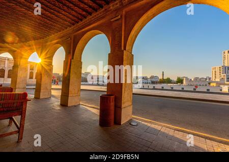 Kathon è una città dell'Qatar di 59km, situata nel Qatar, nello stato federato dell'Uttttttttttttar. Il souq è noto per la vendita di indumenti tradizionali, spezie, han Foto Stock