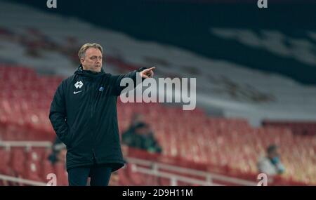 Londra, Regno Unito. 6 Nov 2020. Il capo allenatore di Molde Erling Moe reagisce durante la partita UEFA Europa League Group B tra l'Arsenal FC e la Molde FK all'Emirates Stadium di Londra, in Gran Bretagna, il 5 novembre 2020. Credit: Xinhua/Alamy Live News Foto Stock