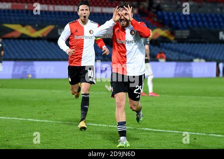 Orkun Kokcu di Feyenoord festeggia dopo il suo gol durante la UEFA Europa League, Group Stage, Group K football match tra Feyenoord e CSKA MOS P. Foto Stock