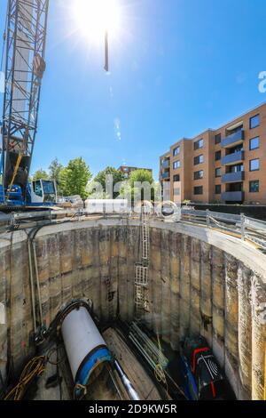 La nuova costruzione della rete fognaria di Berna, la rete fognaria di Berna, appartenente al sistema fluviale Emscher, era in precedenza una rete fognaria aperta, sopra terra, la conversione Emscher, Essen, Ruhr, Nord Reno-Westfalia, Germania Foto Stock