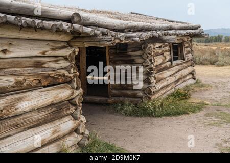 Particolare della vecchia storica cabina in legno di Cunningham costruita nel 1888. Grand Teton National Park, Wyoming, Stati Uniti. Foto Stock