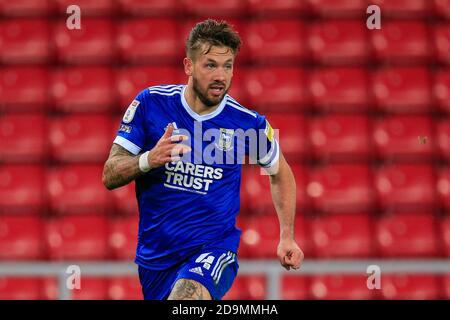 Luke Chambers (4) della città di Ipswich in azione Foto Stock